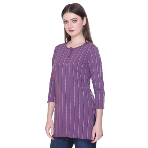 Women Regular Fit Henley All Over Print T-Shirt Kurta   Size: L